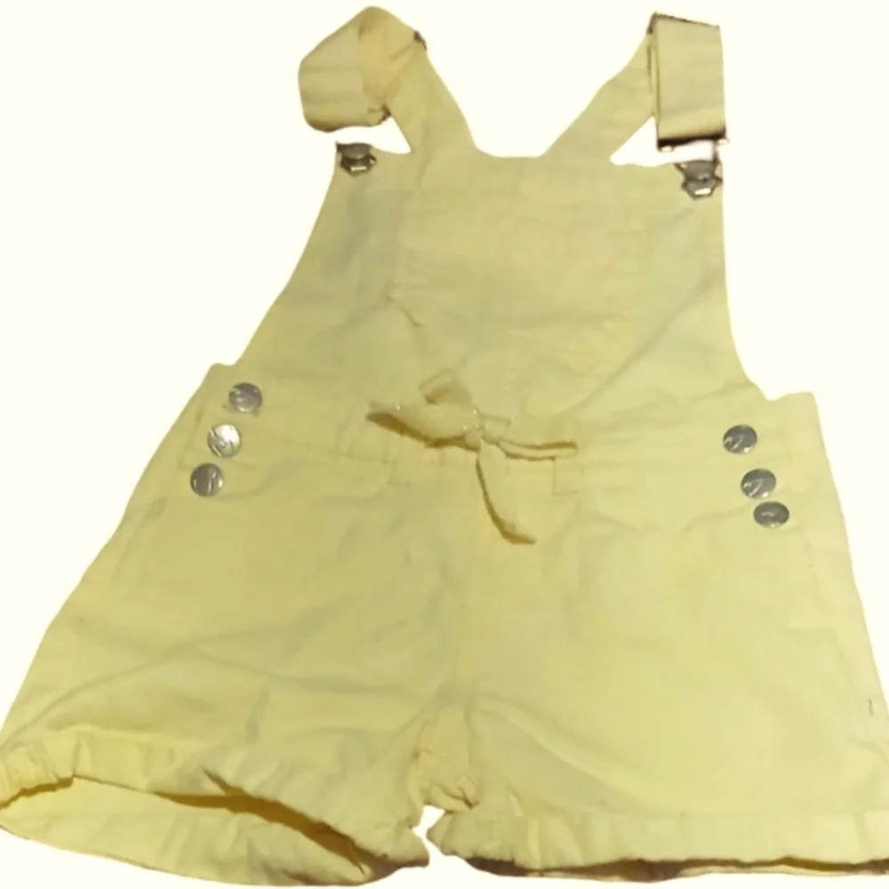🔥Carter Girl Tolder  Dress and  Overalls Size 4/5🔥5$ If You Get Bundle🔥